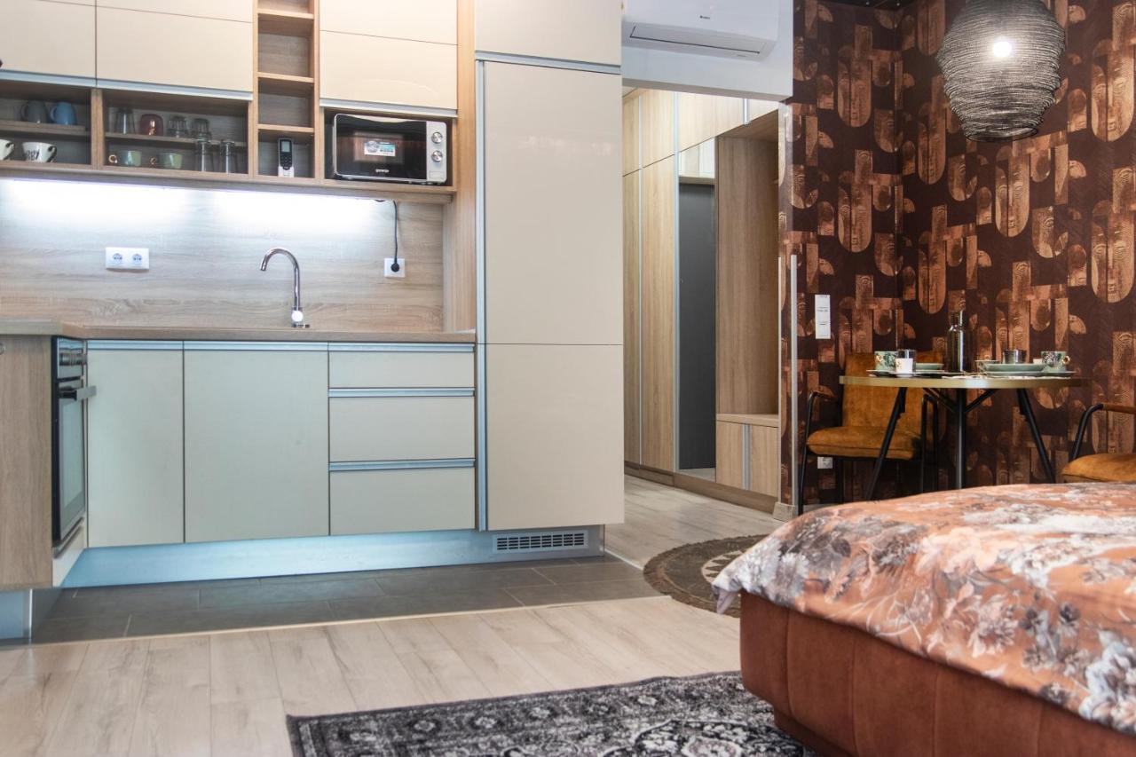 Grand Corvin Apartmán *
